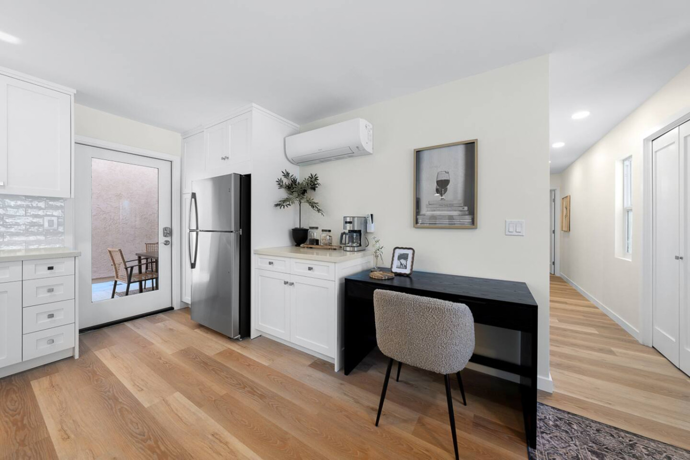 Trendy Mission Hills Condo: 2 Bedrooms w/ Parking 8