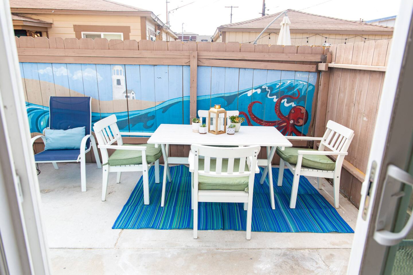 Cozy Coastal Townhome w/ Parking 4