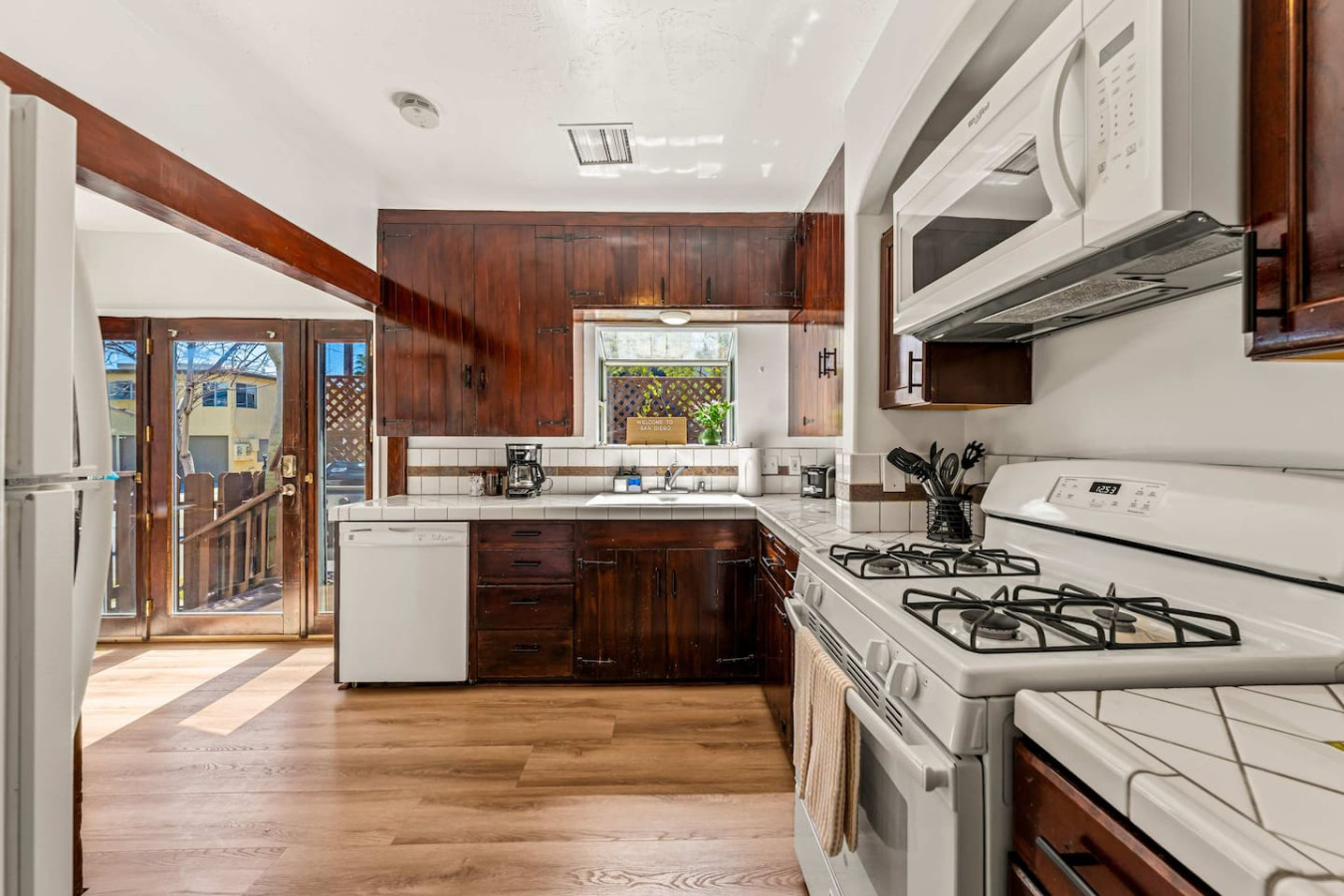Amazing 4BR Home w/Parking 3