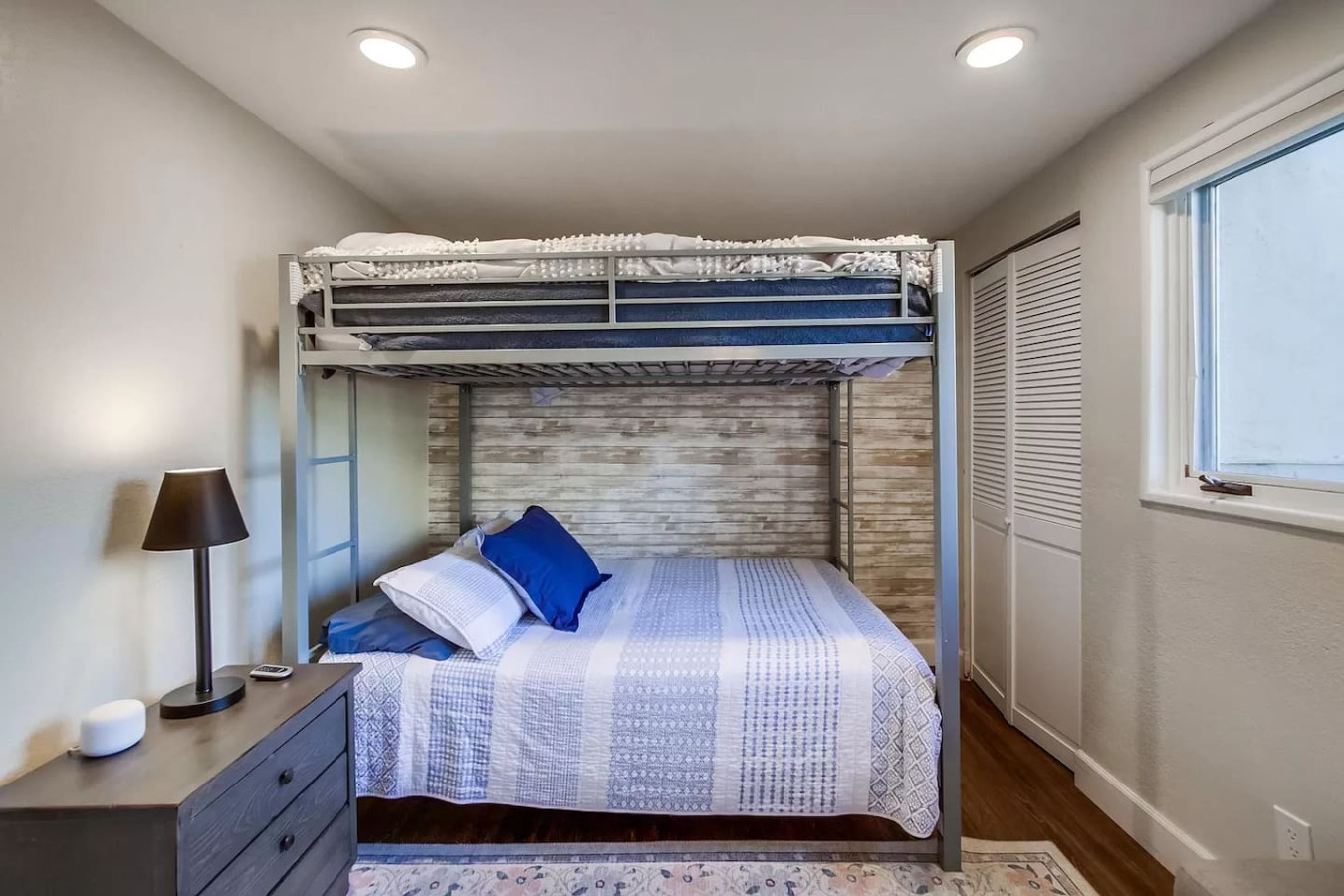Sunny Mission Beach house, steps to Ocean & Bay! 8