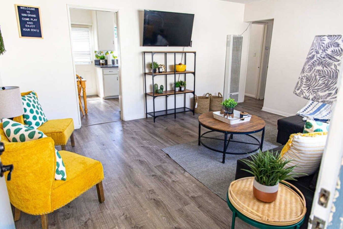 Amazing Pacific Beach Bungalow | Photo 3