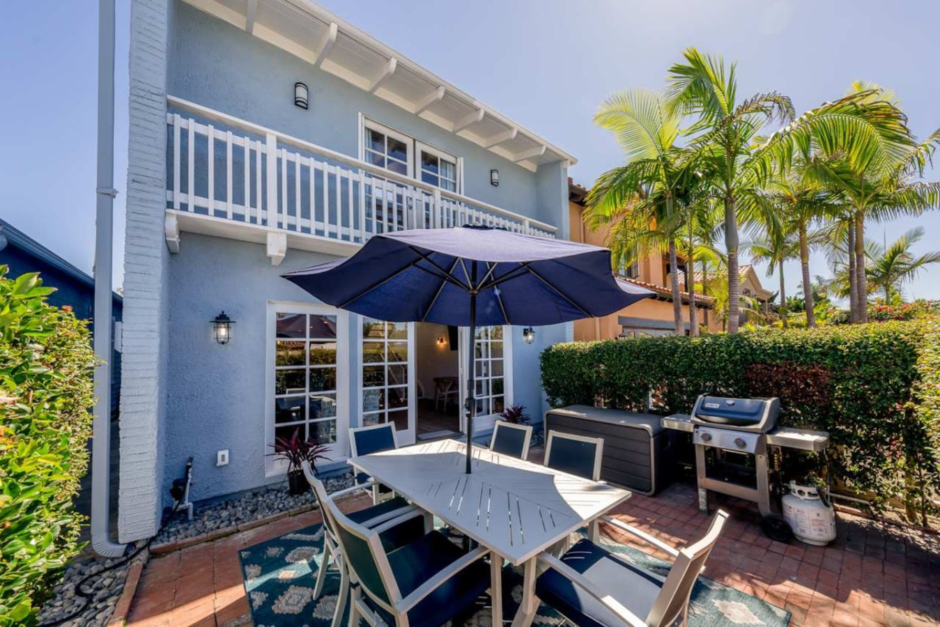 Beautiful Beachside Bliss | Photo 3