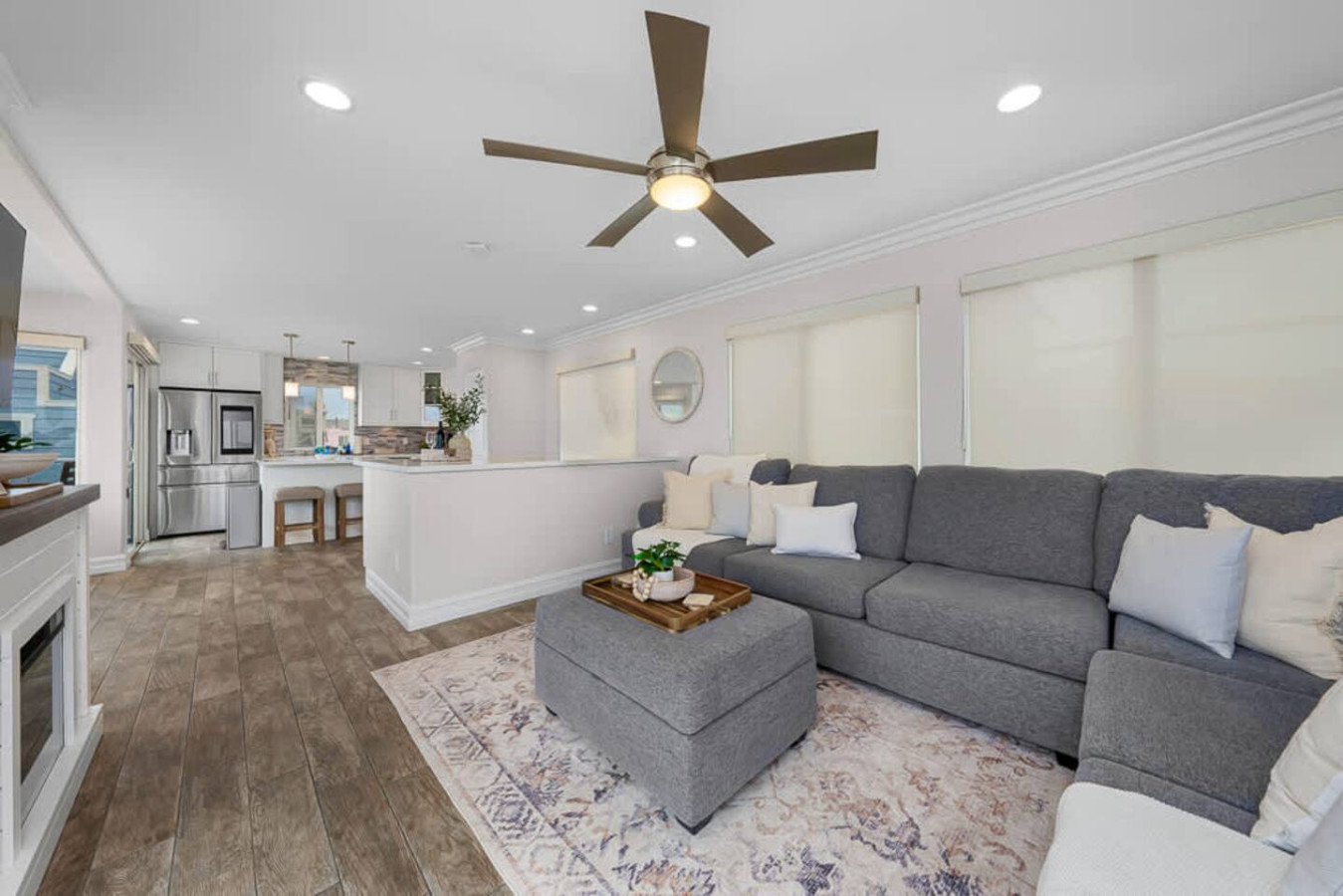 Stunning Ocean Views Rooftop Deck w/ Parking 8