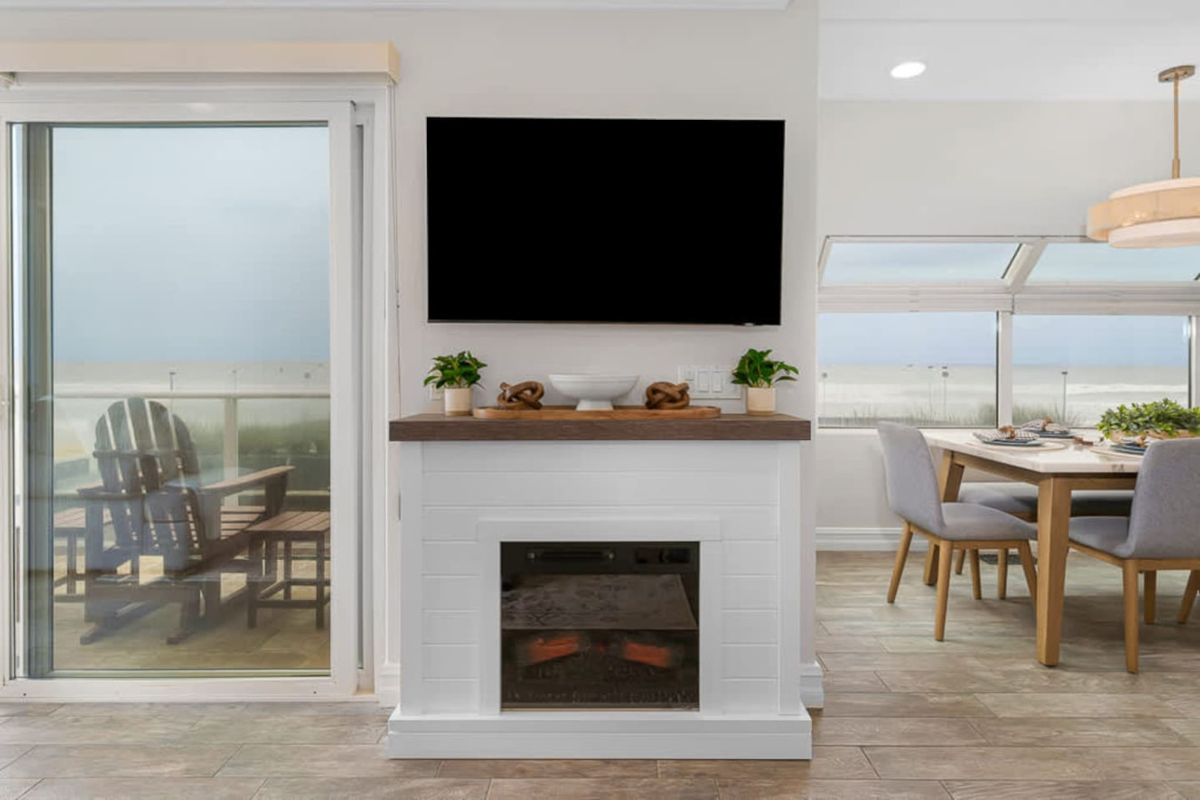 Stunning Ocean Views Rooftop Deck w/ Parking 9