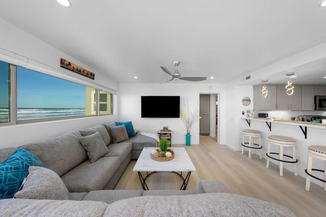 Family Ocean Front 3BR with Parking 3