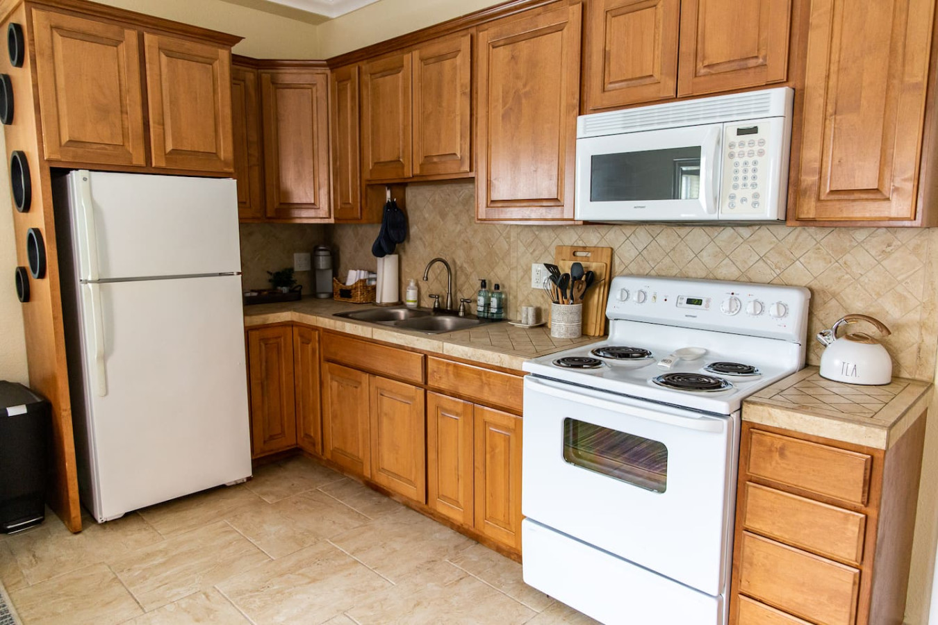 The PB Spot 1BR w/ Parking 9