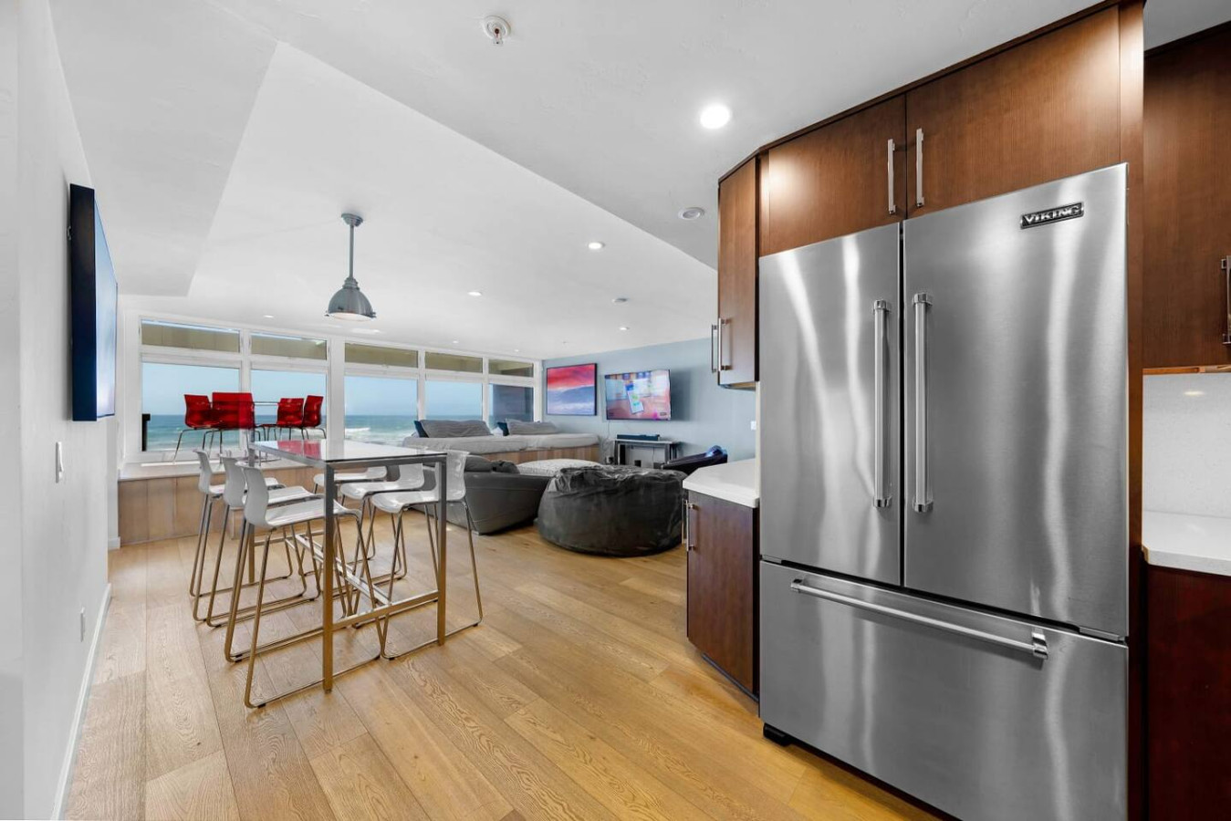 La Jolla Ocean Front Escape w/ Parking 8