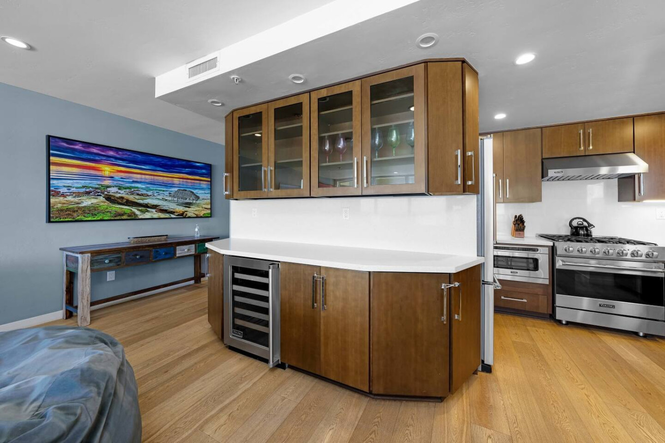 La Jolla Ocean Front Escape w/ Parking 9