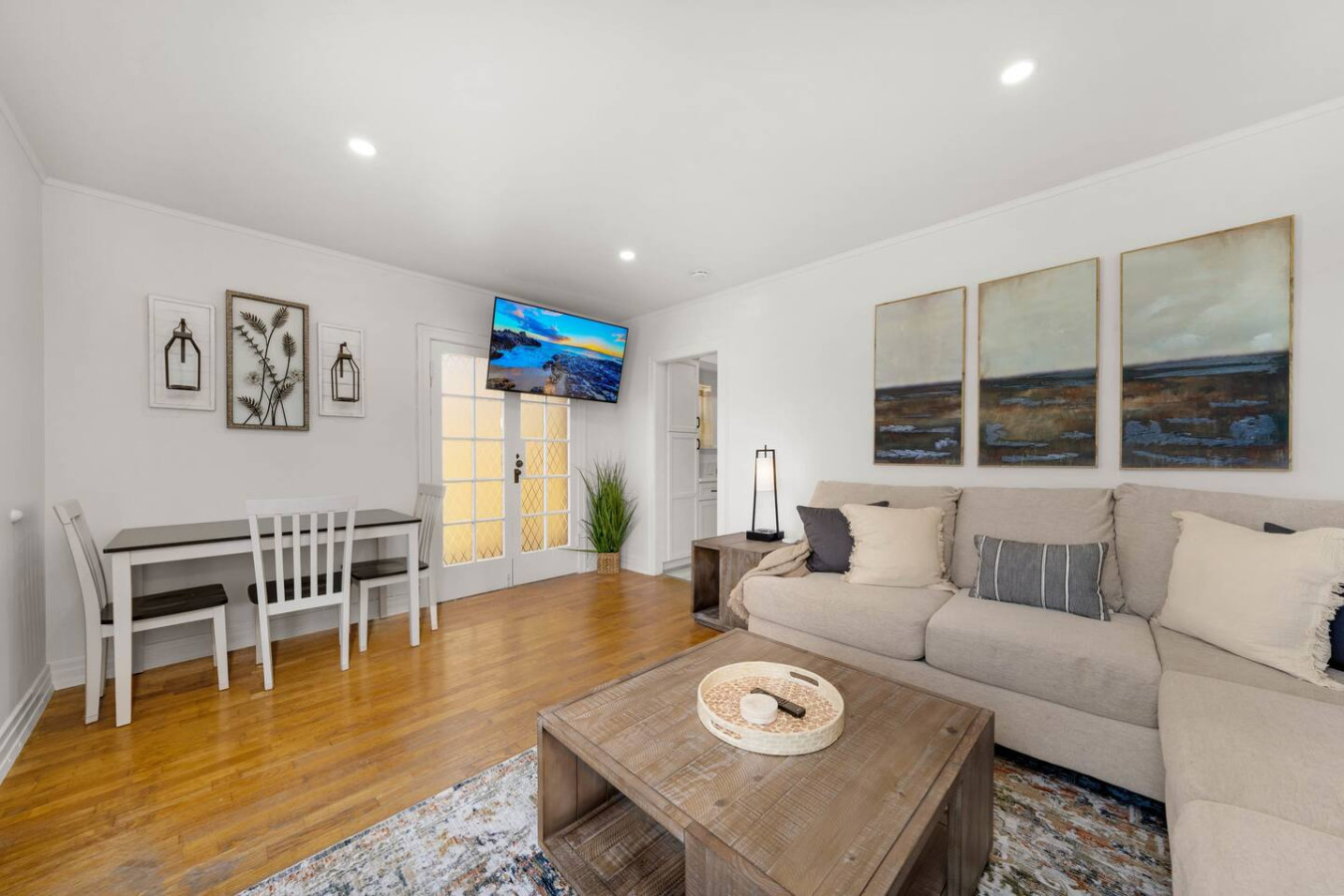 Blue Sky Bungalow 9