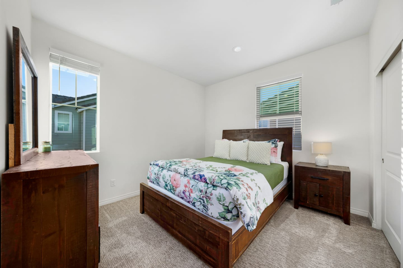 The Beach Hive/Newly remodeled | Photo 3
