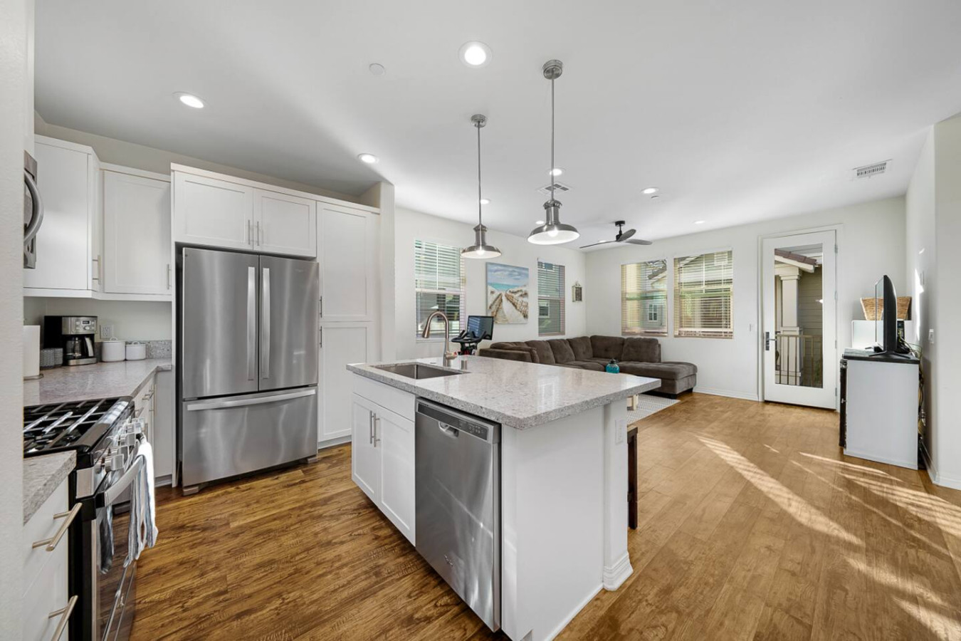 The Beach Hive/Newly remodeled