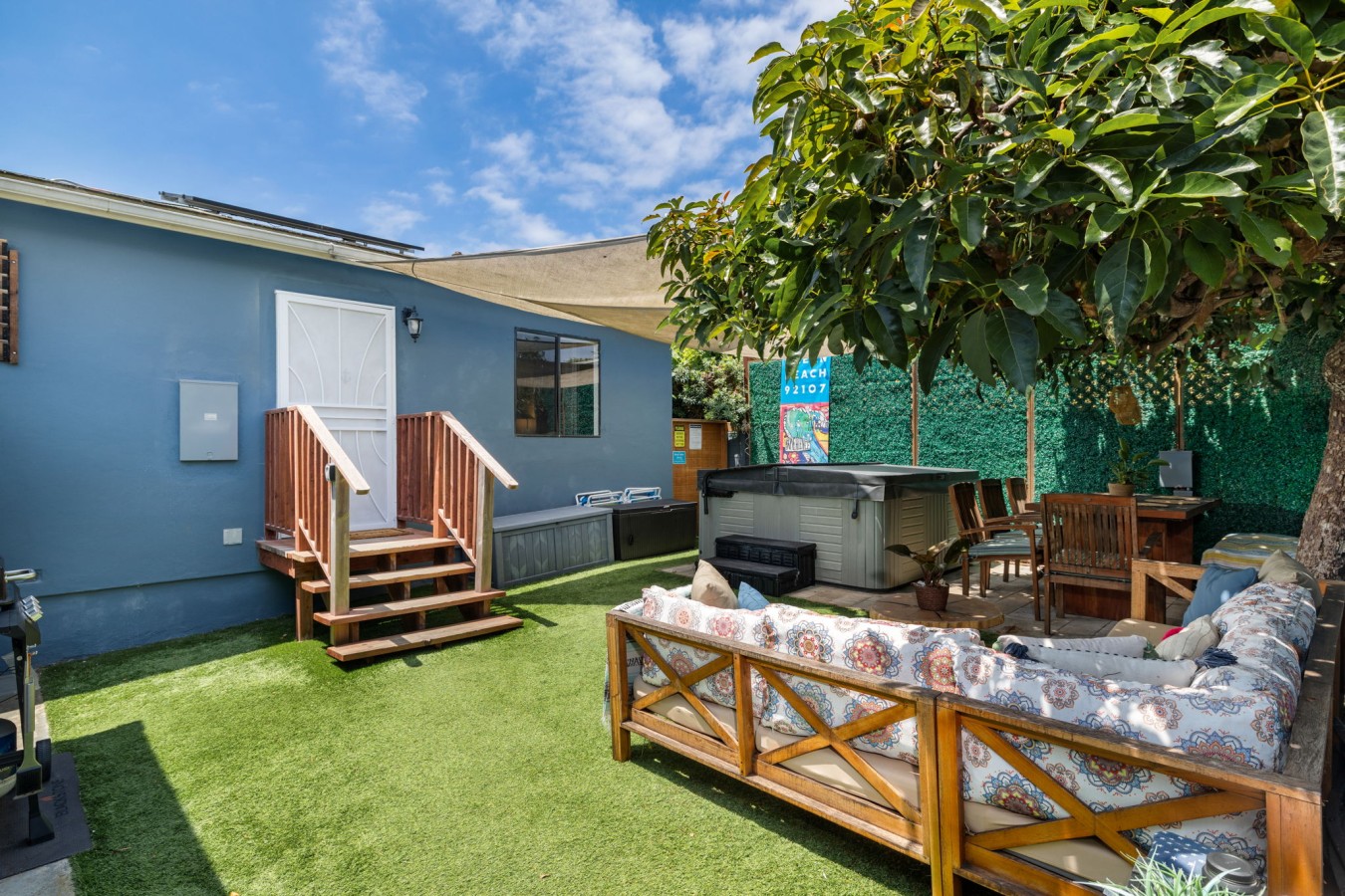 Avocado Hut- HOT TUB, free parking 7