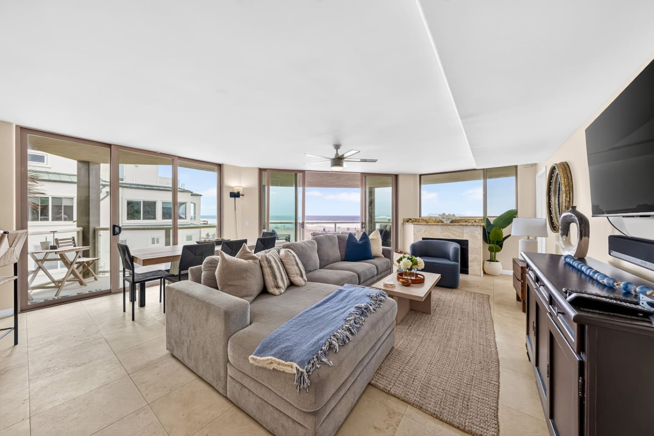 Pacific at your fingertips, best oceanfront views! | Photo 2
