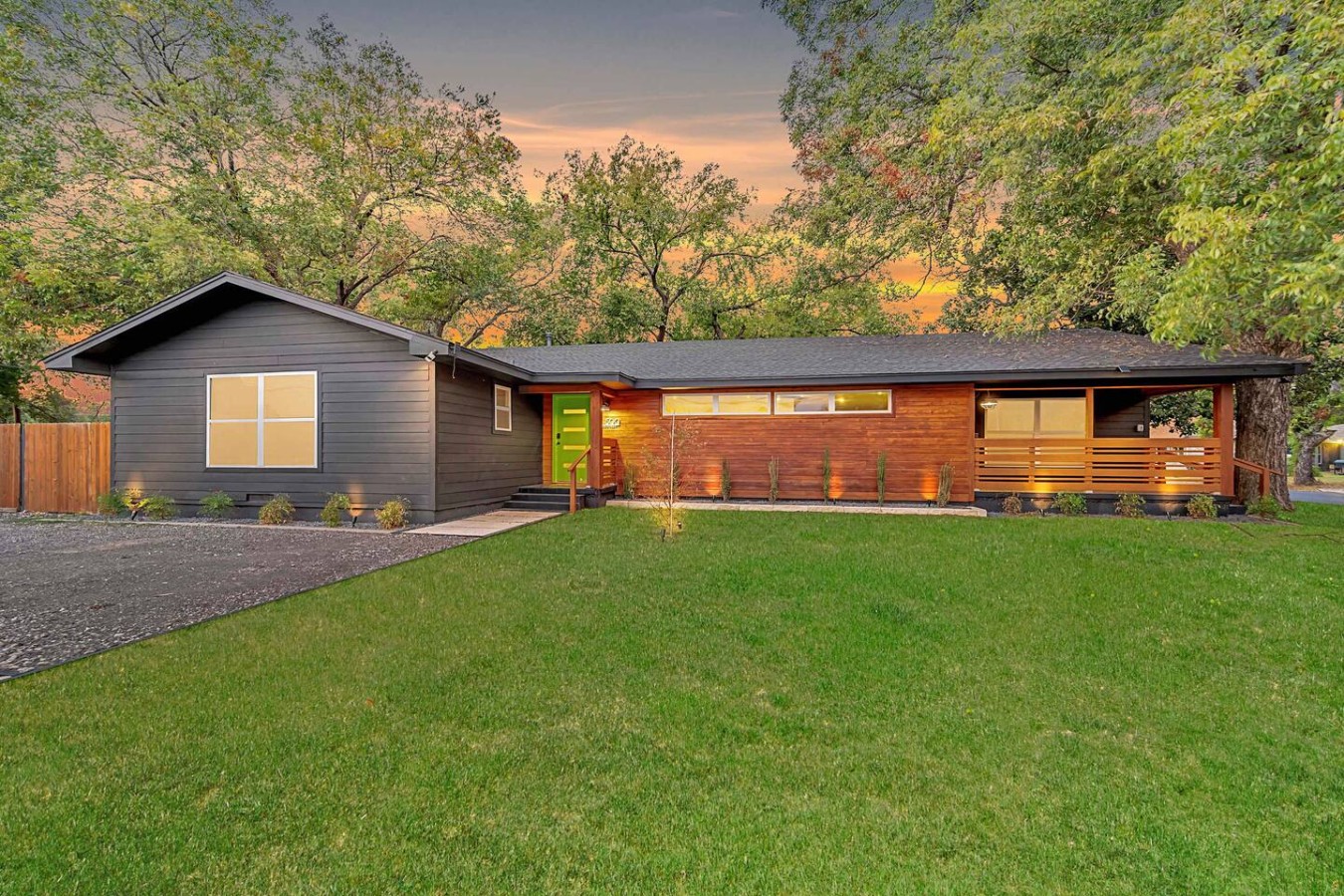 The Mod Poppy | Large 5br | 10 Mins To Waco Sights - Waco, TX