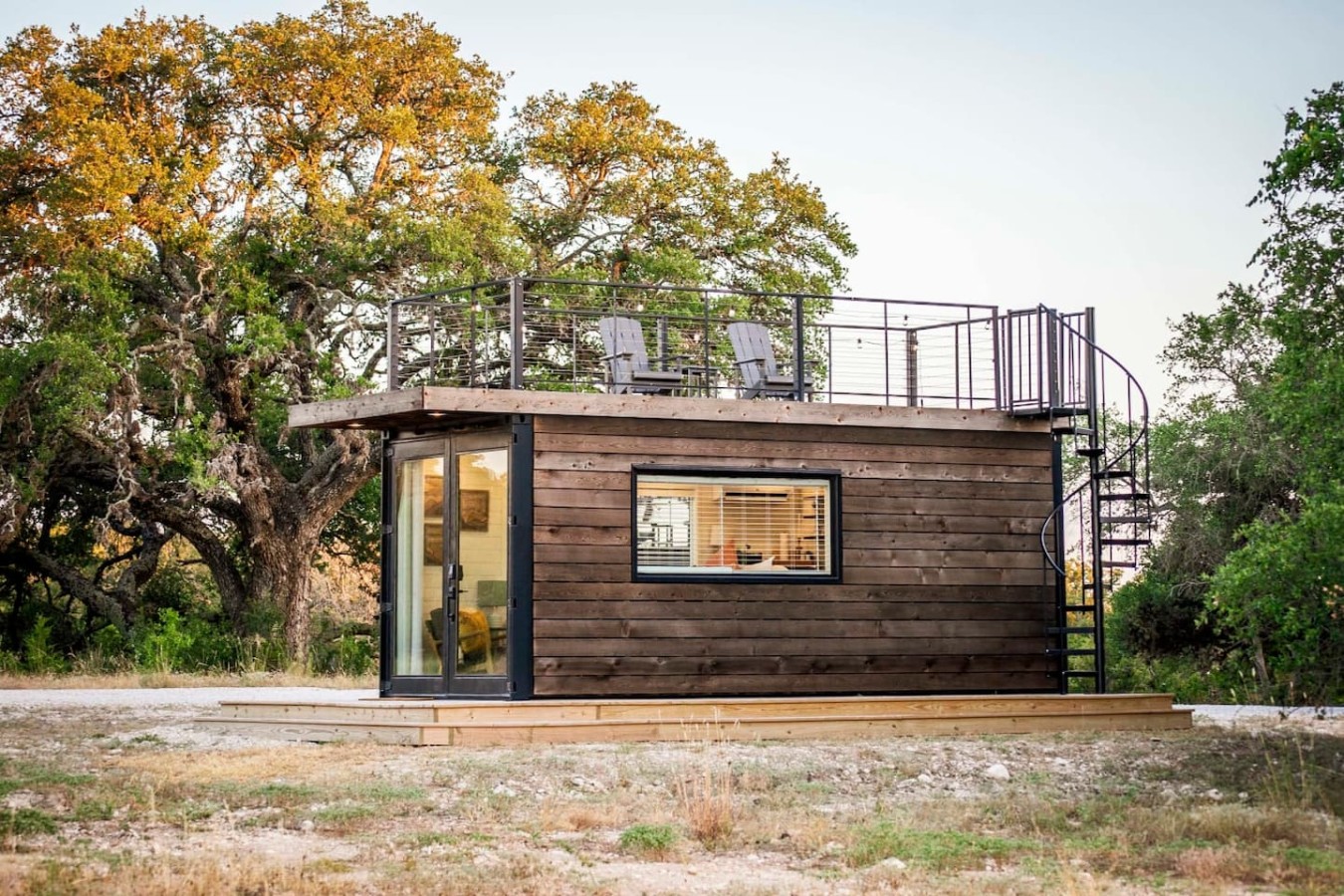New! The Sunrise Cozy Container Home - Fredericksburg, TX