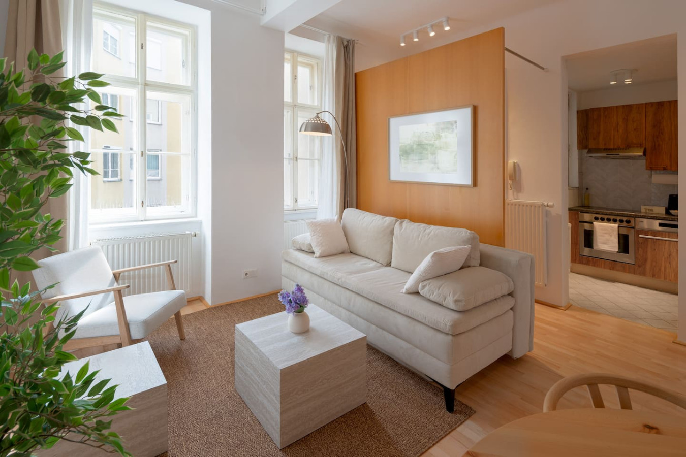 Stil Apartment|Premium-Boxspringbett|WiFi 250mbit - Bild 3