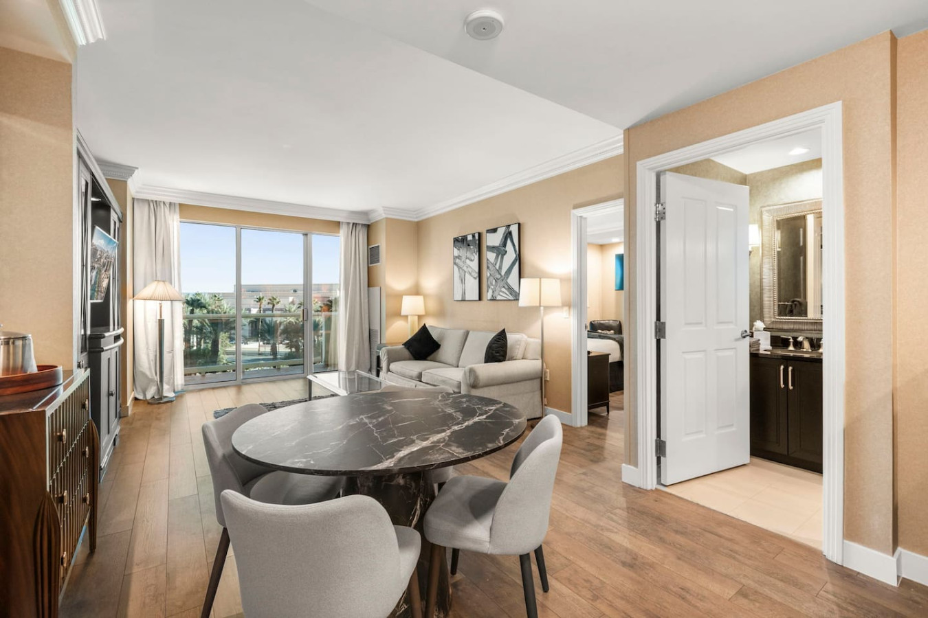 Perfect Condo on Las Vegas Strip w/ Jacuzzi Tub! — gallery photograph 6