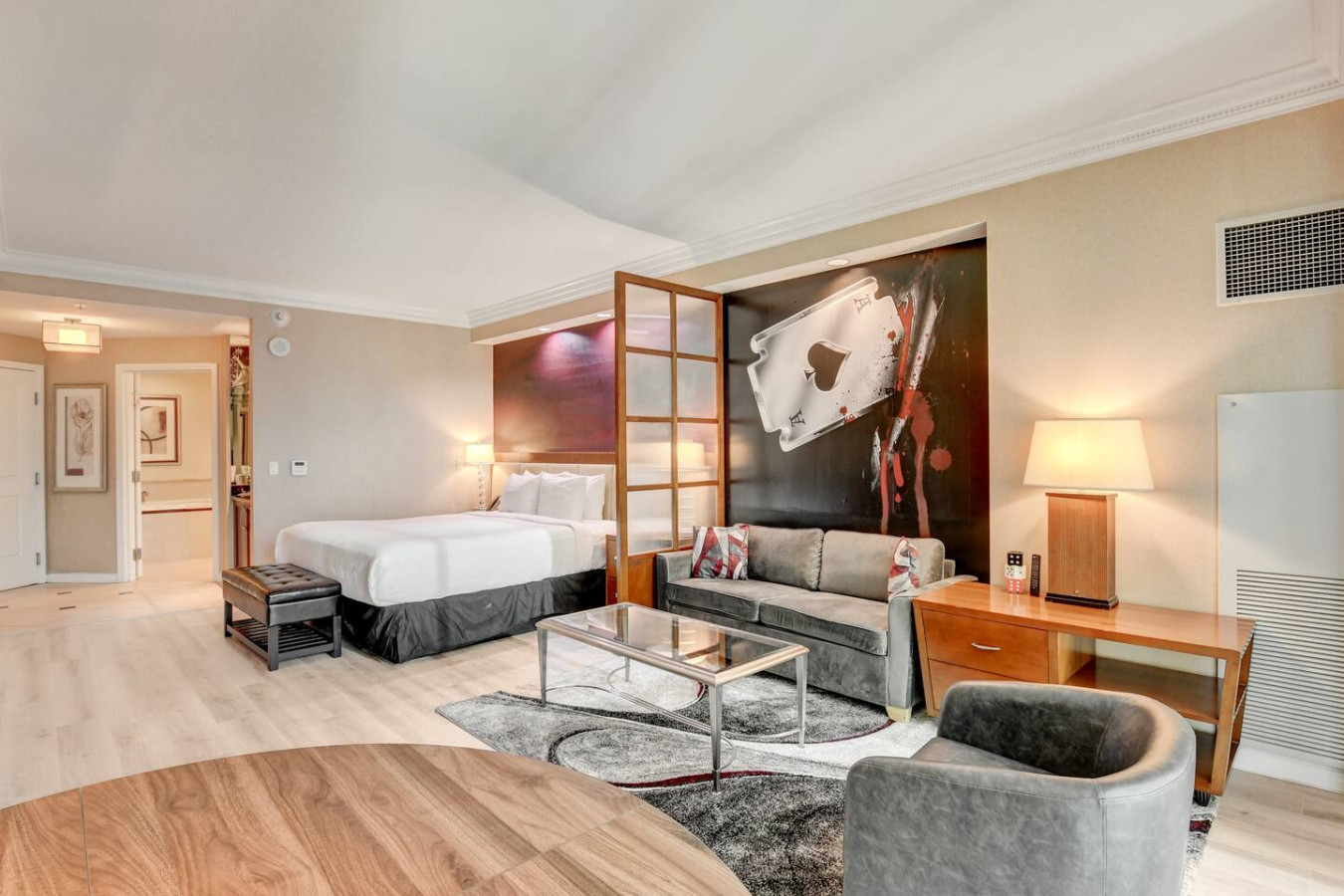 High Roller Studio On LV Strip-No Resorts Fee! — gallery photograph 4