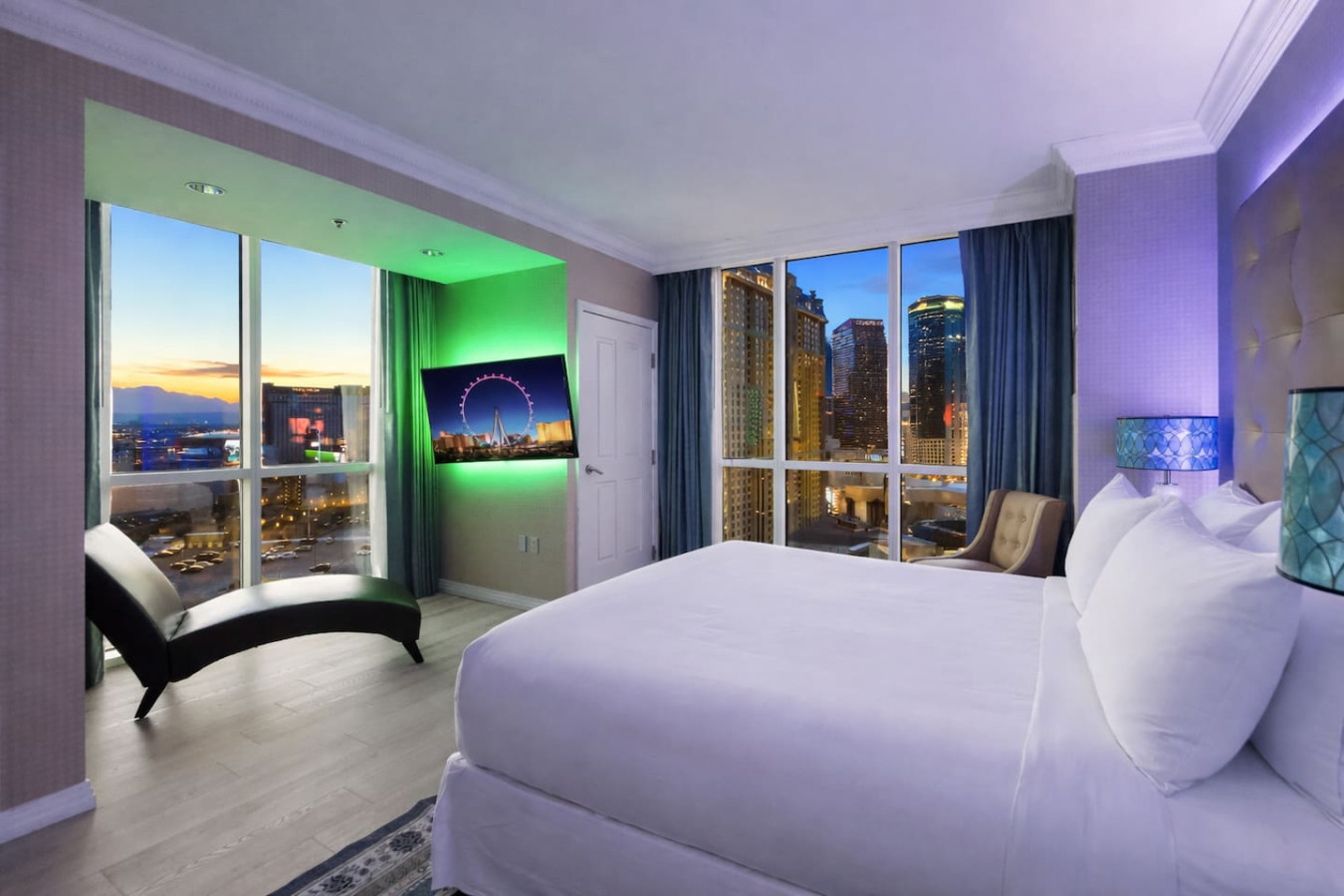 Vegas Nights @ Signature MGM | On LV Strip! — gallery photograph 3