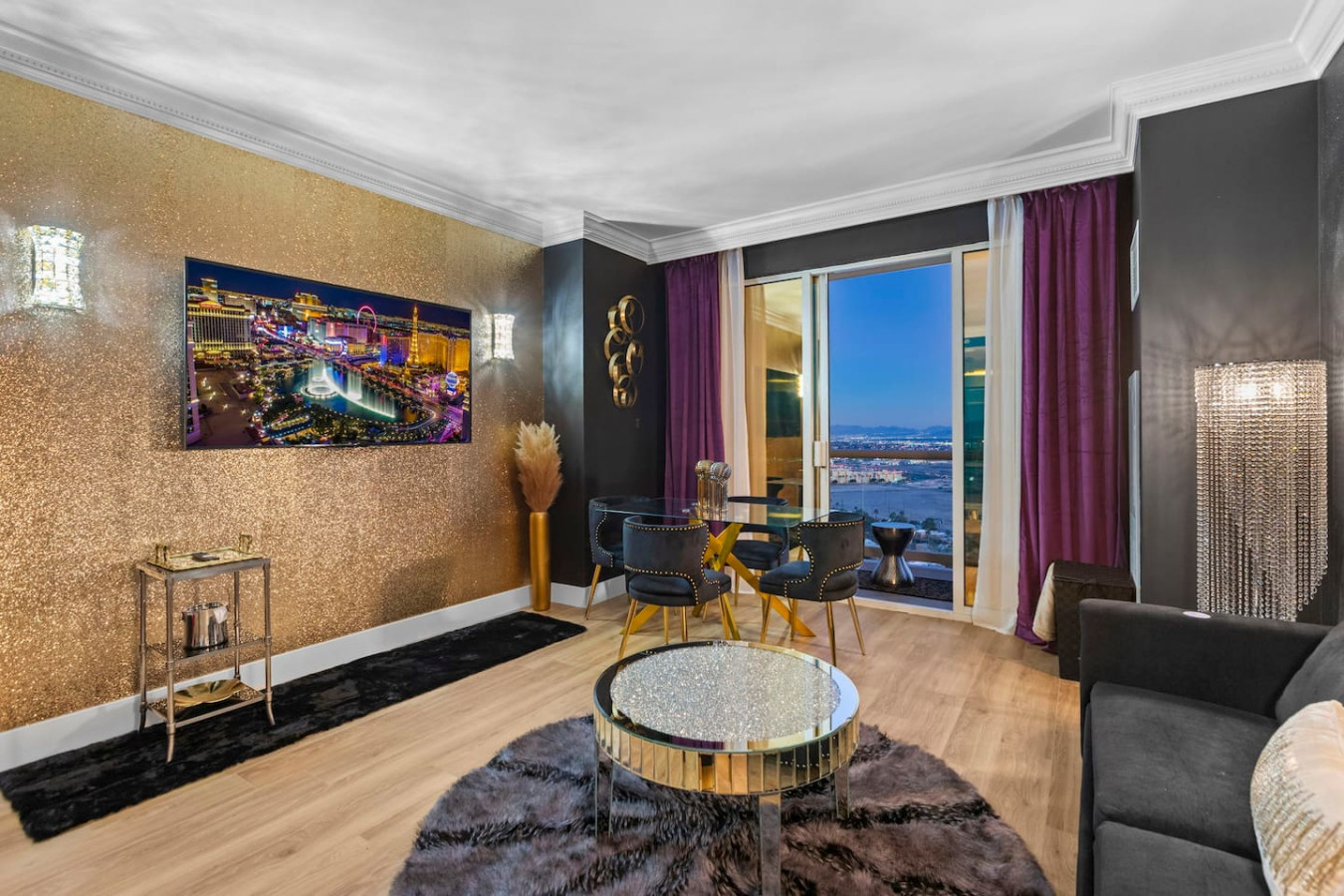Most Unique Penthouse on Las Vegas Strip! — gallery photograph 3