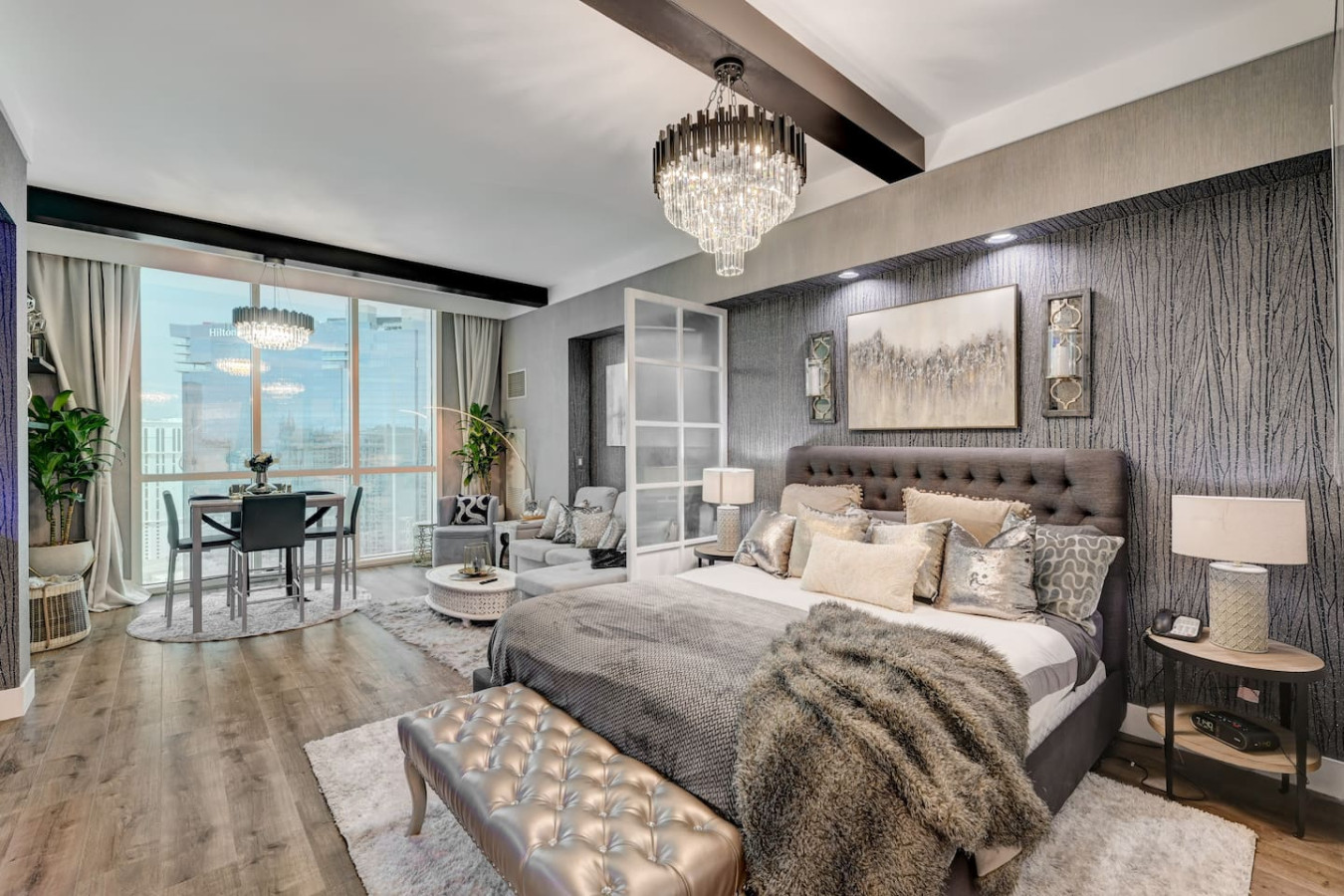 Luxurious 34th Floor Penthouse on LV Strip! — gallery photograph 6