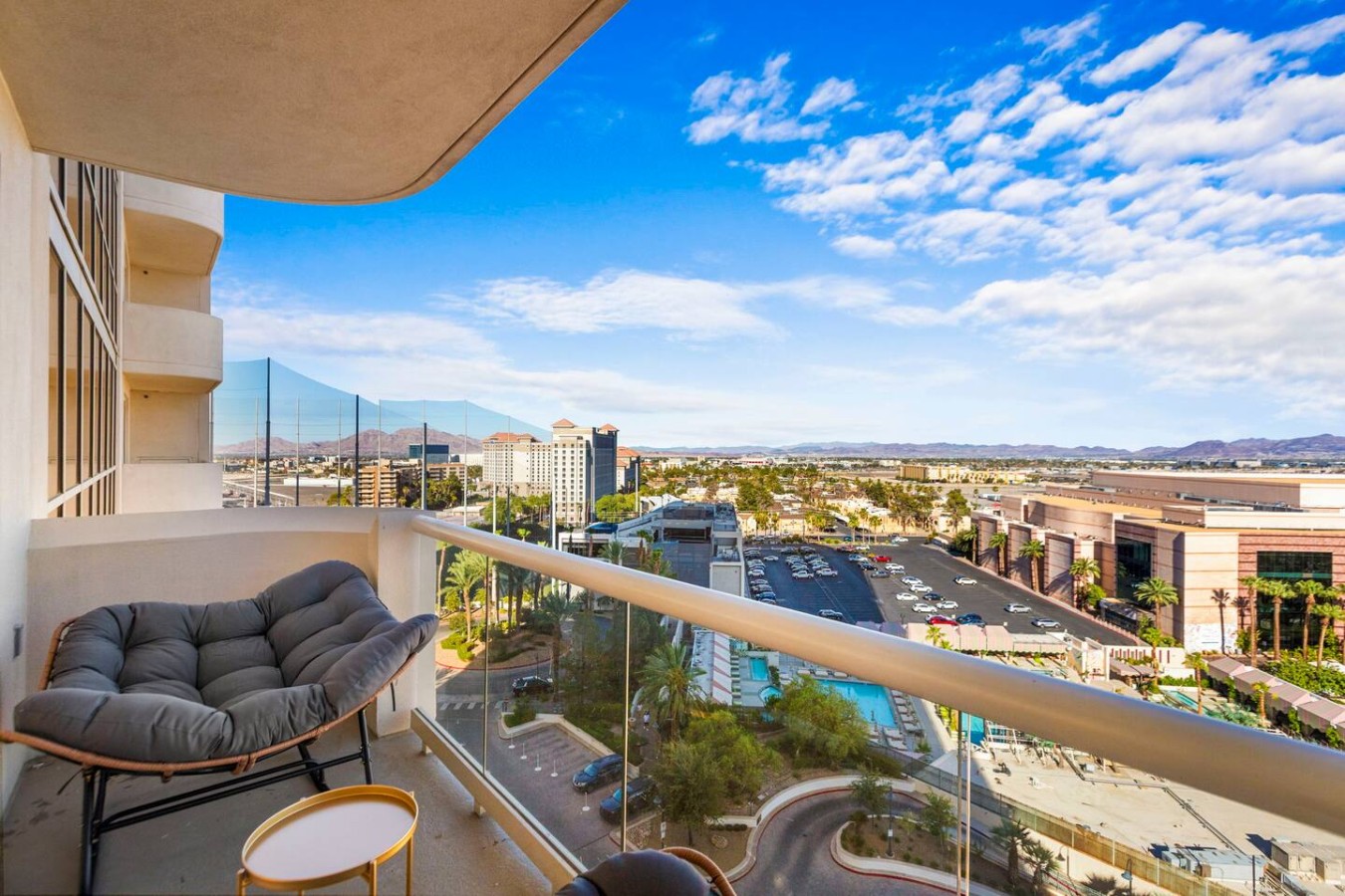 The Joker Suite On LV Strip/LazyRiver/Remodeled — gallery photograph 4