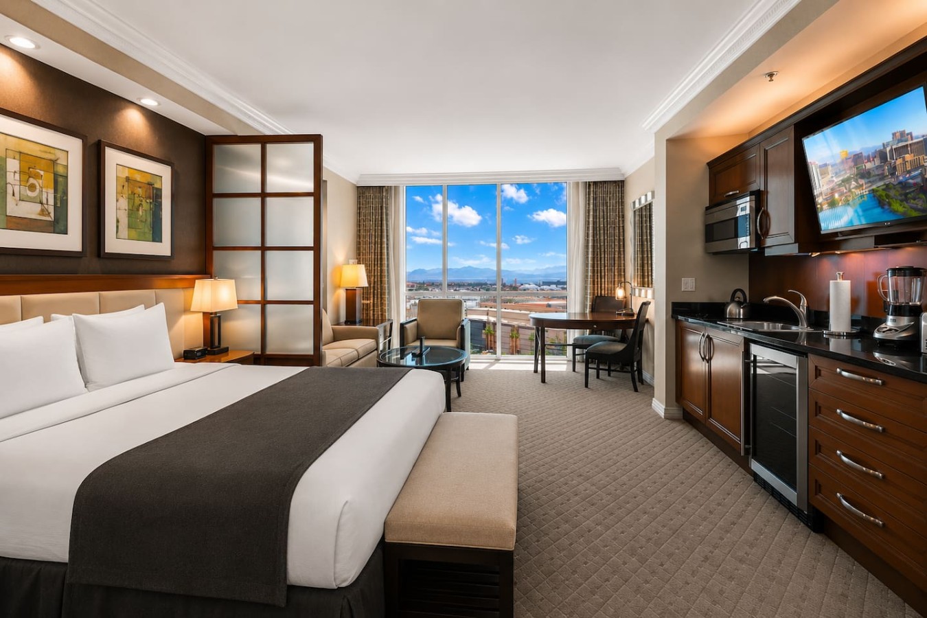 On LV Strip + Resort Access | Signature MGM — gallery photograph 6