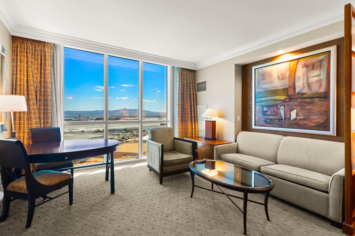 Signature Studio | No Resort Fee & Pool — gallery photograph 5
