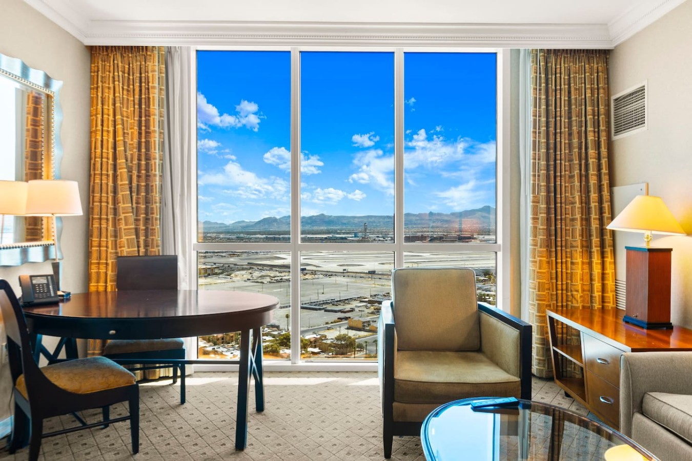 Signature Studio | No Resort Fee & Pool — gallery photograph 7