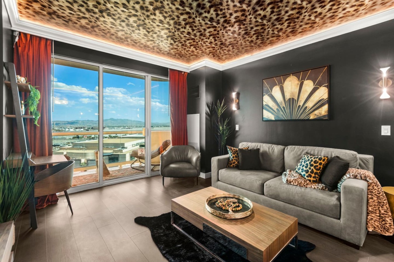 The Leopard Lounge On LV Strip! — gallery photograph 6