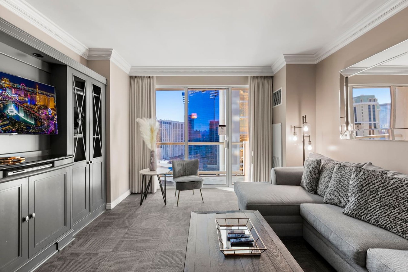 Strip View Suite — property photograph