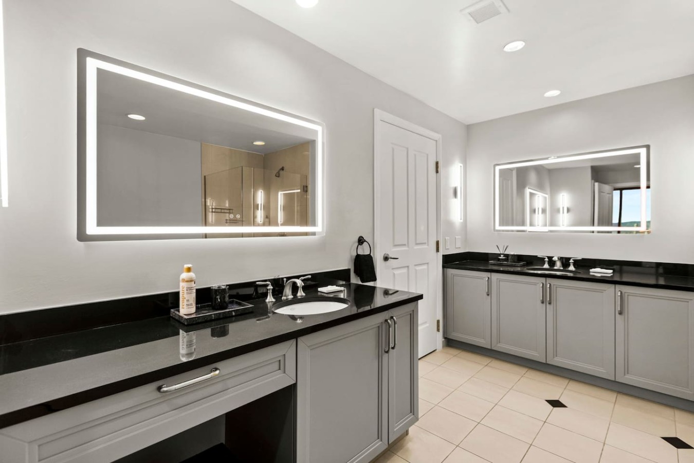 Modern Vegas Suite | Balcony + Sphere Views — gallery photograph 4