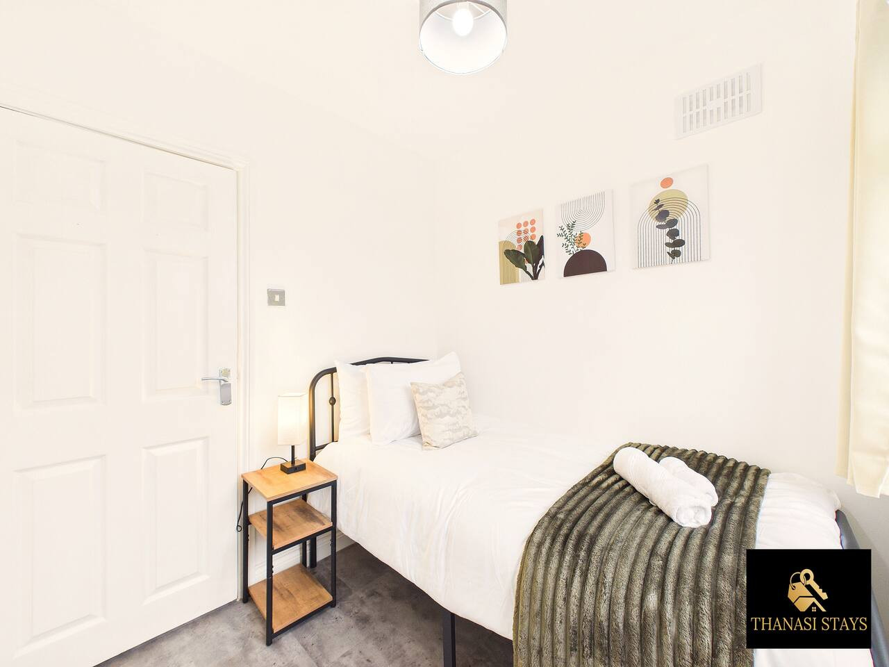 Spacious 3BR House | Parking | Sleeps 6| Close to Glenfield Hospital in Groby Road 390 - Property image 21 - VivreStays