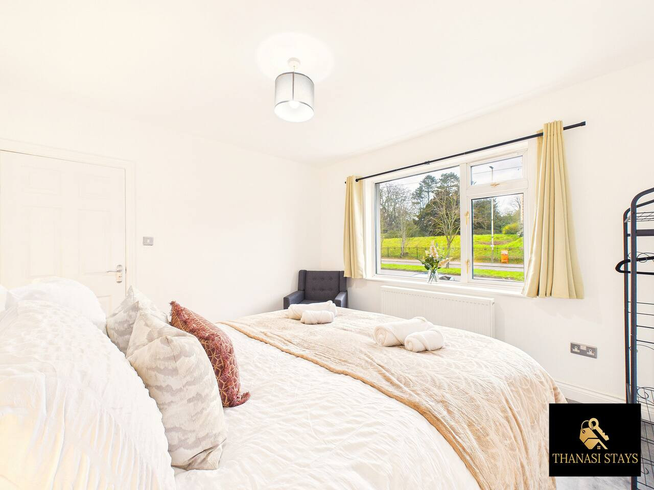 Spacious 3BR House | Parking | Sleeps 6| Close to Glenfield Hospital in Groby Road 390 - Property image 20 - VivreStays