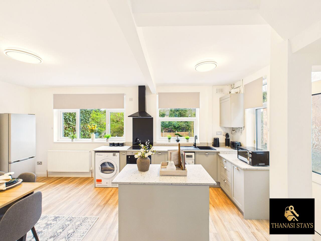 Spacious 3BR House | Parking | Sleeps 6| Close to Glenfield Hospital in Groby Road 390 - Property image 11 - VivreStays