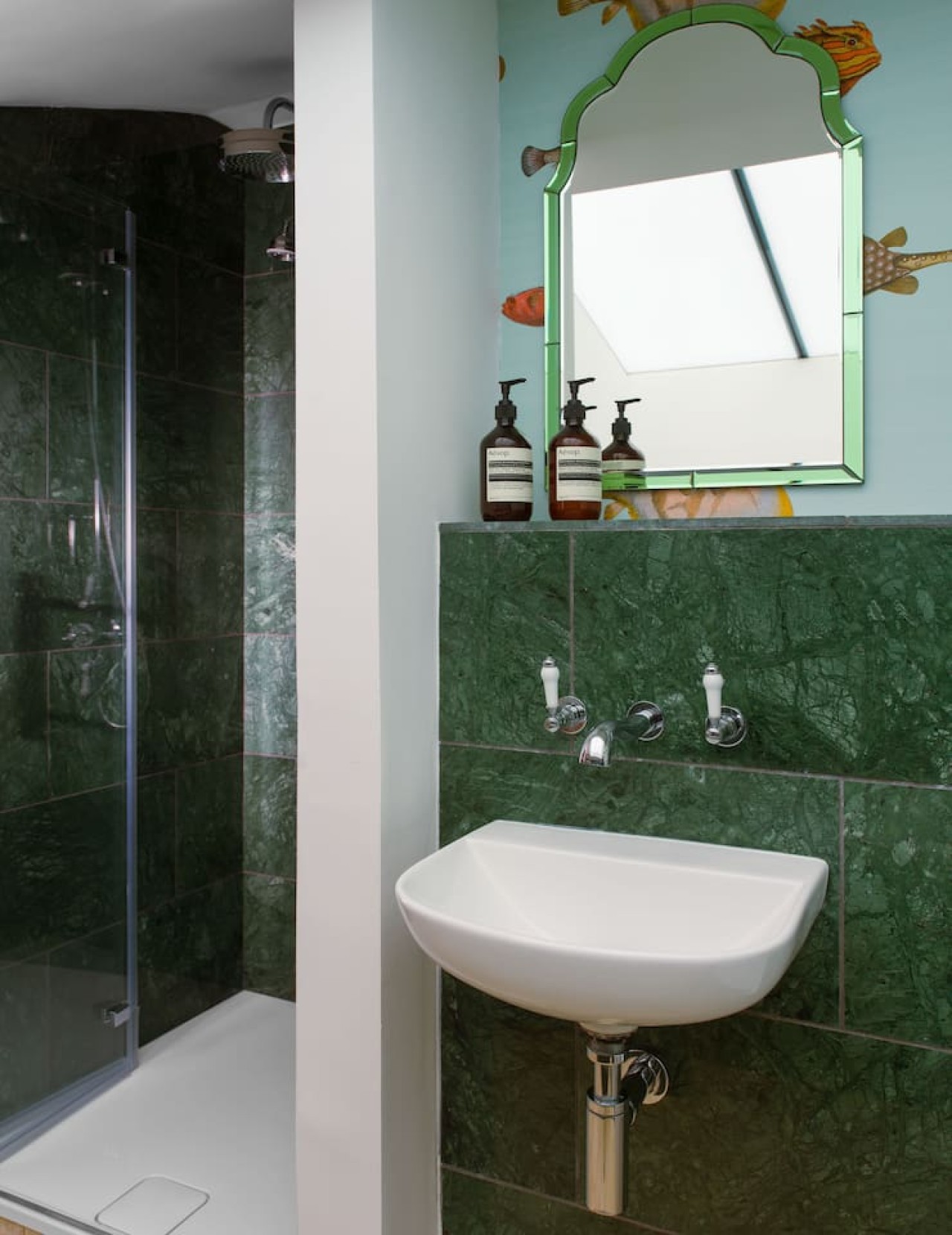 Notting Hill Mews House, sleeps 8 in 3 Dunworth Mews W11 1LE - Property image 18 - VivreStays