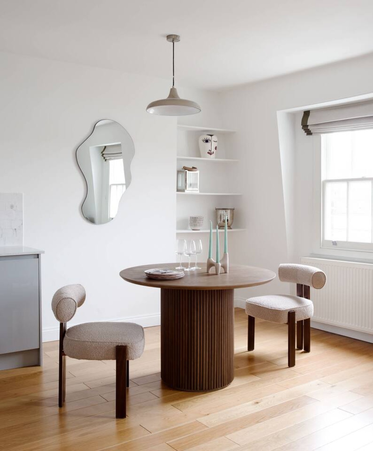 Bright Chelsea apt & sun terrace in 17 Callow Street SW3 6BJ - Property image 6 - VivreStays