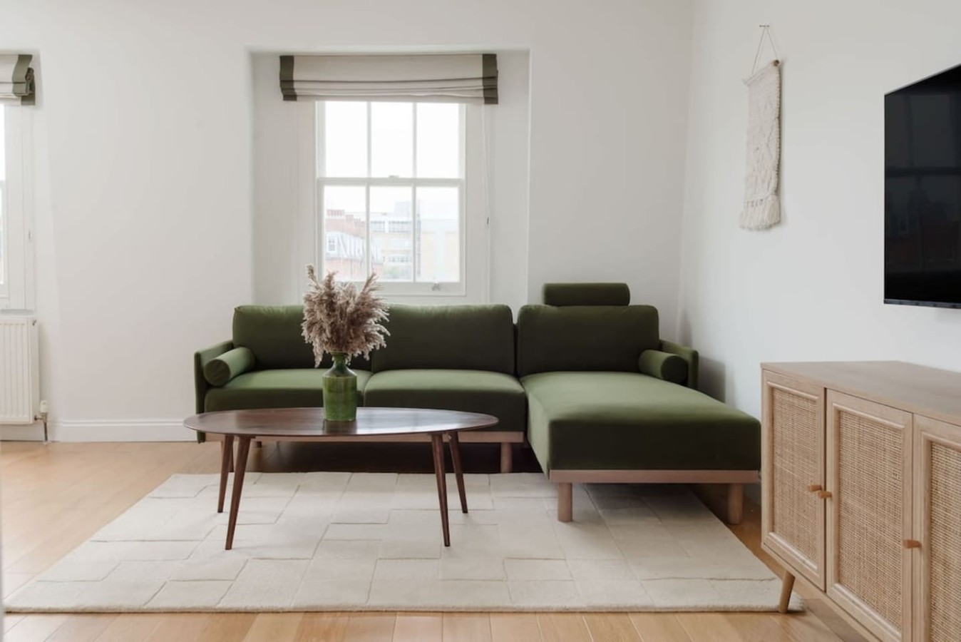 Bright Chelsea apt & sun terrace in 17 Callow Street SW3 6BJ - Property image 3 - VivreStays