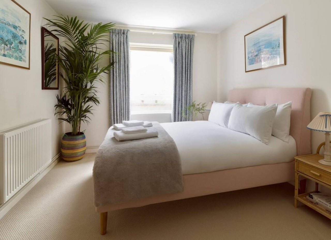 Colourful house 2 bedroom Apt - Notting Hill in 8 Colville Houses, Talbot Road Flat 2, Spencer court W11 1JB - Property image 6 - VivreStays