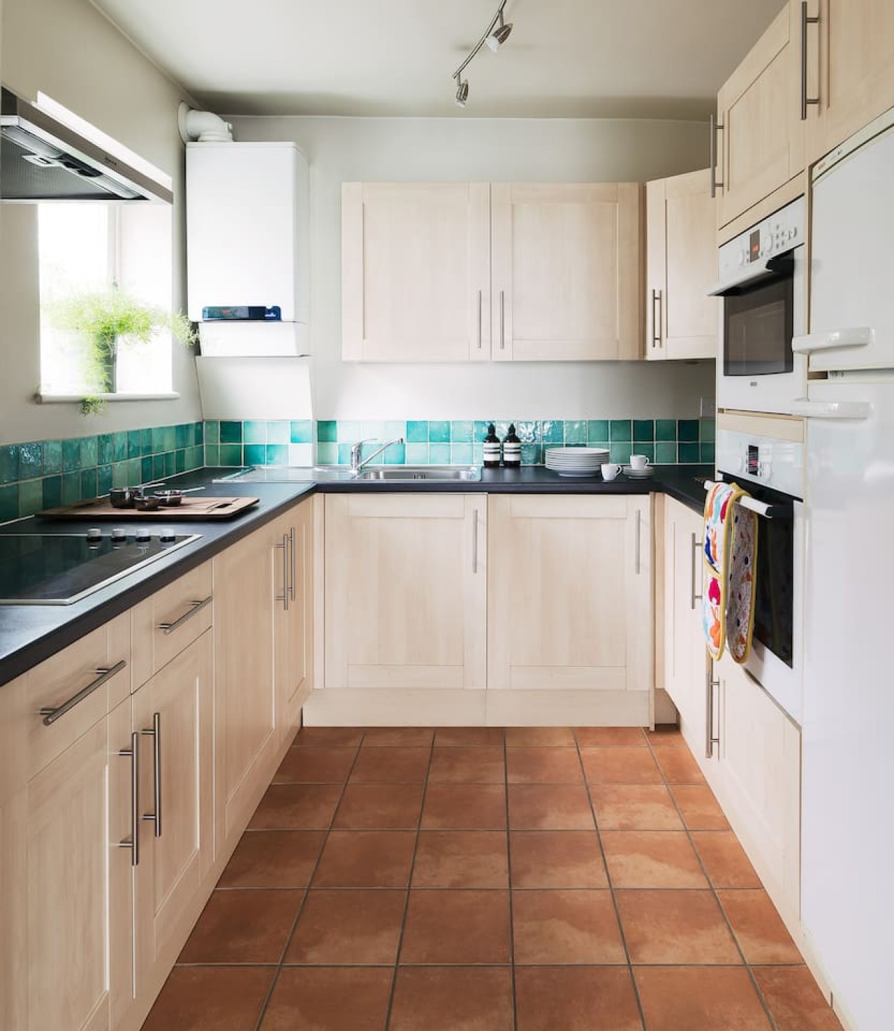 Colourful house 2 bedroom Apt - Notting Hill in 8 Colville Houses, Talbot Road Flat 2, Spencer court W11 1JB - Property image 10 - VivreStays