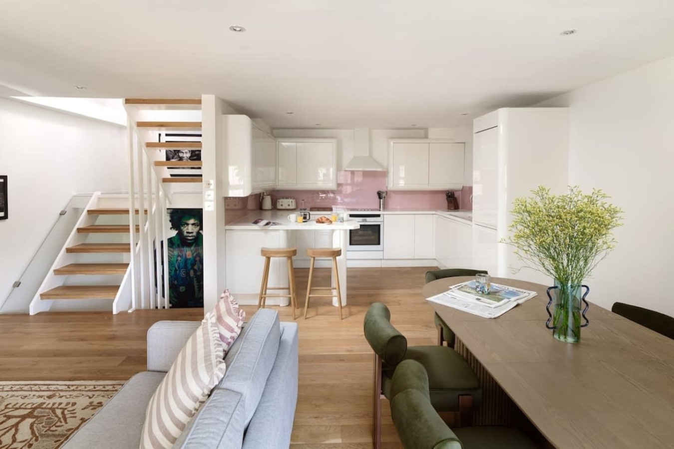 The Iconic Portobello Mews House in 8 Dunworth Mews atCheckIn W11 1LE - Property image 4 - VivreStays