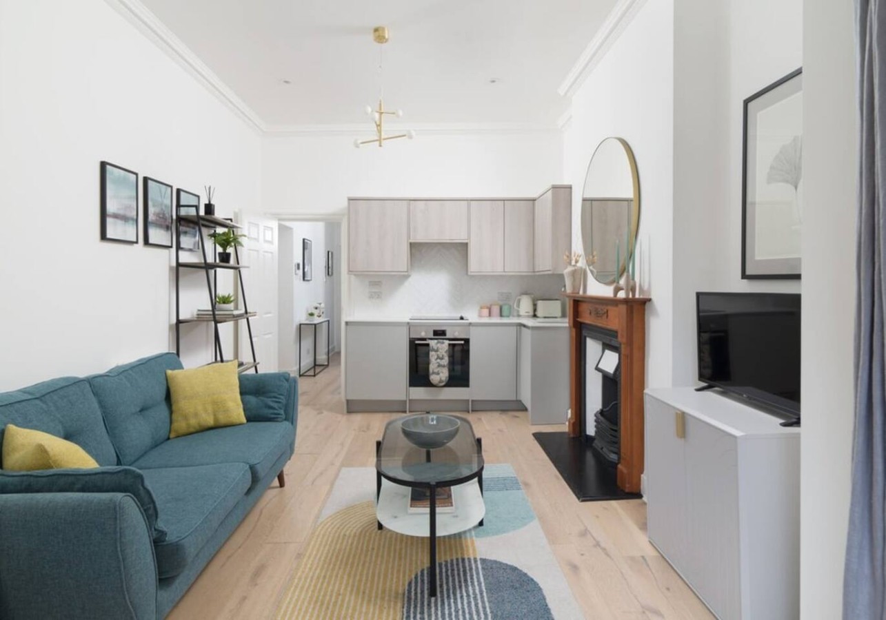 West End, Drury Lane, Modern 3 Bedroom Apt in 1, 158 Drury Lane WC2B 5QG - Property image 6 - VivreStays