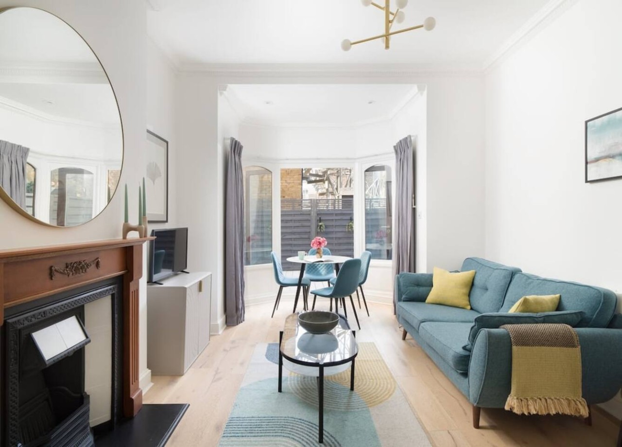 West End, Drury Lane, Modern 3 Bedroom Apt in 1, 158 Drury Lane WC2B 5QG - Property image 3 - VivreStays