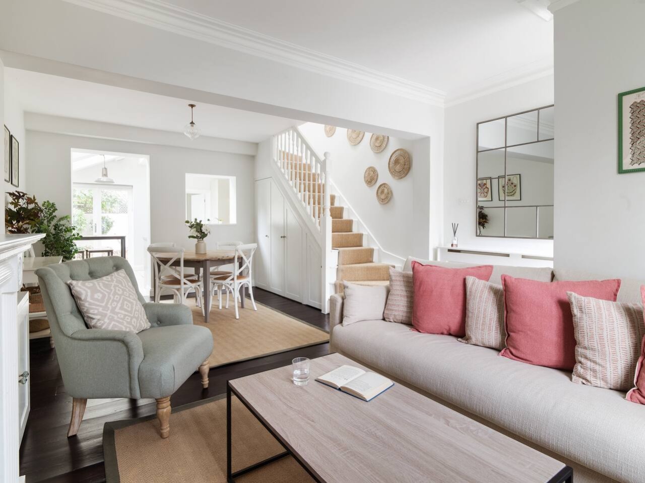 Battersea Bright House | Sleeps 4 in 46 Eversleigh Road SW11 5XA - Property image 2 - VivreStays
