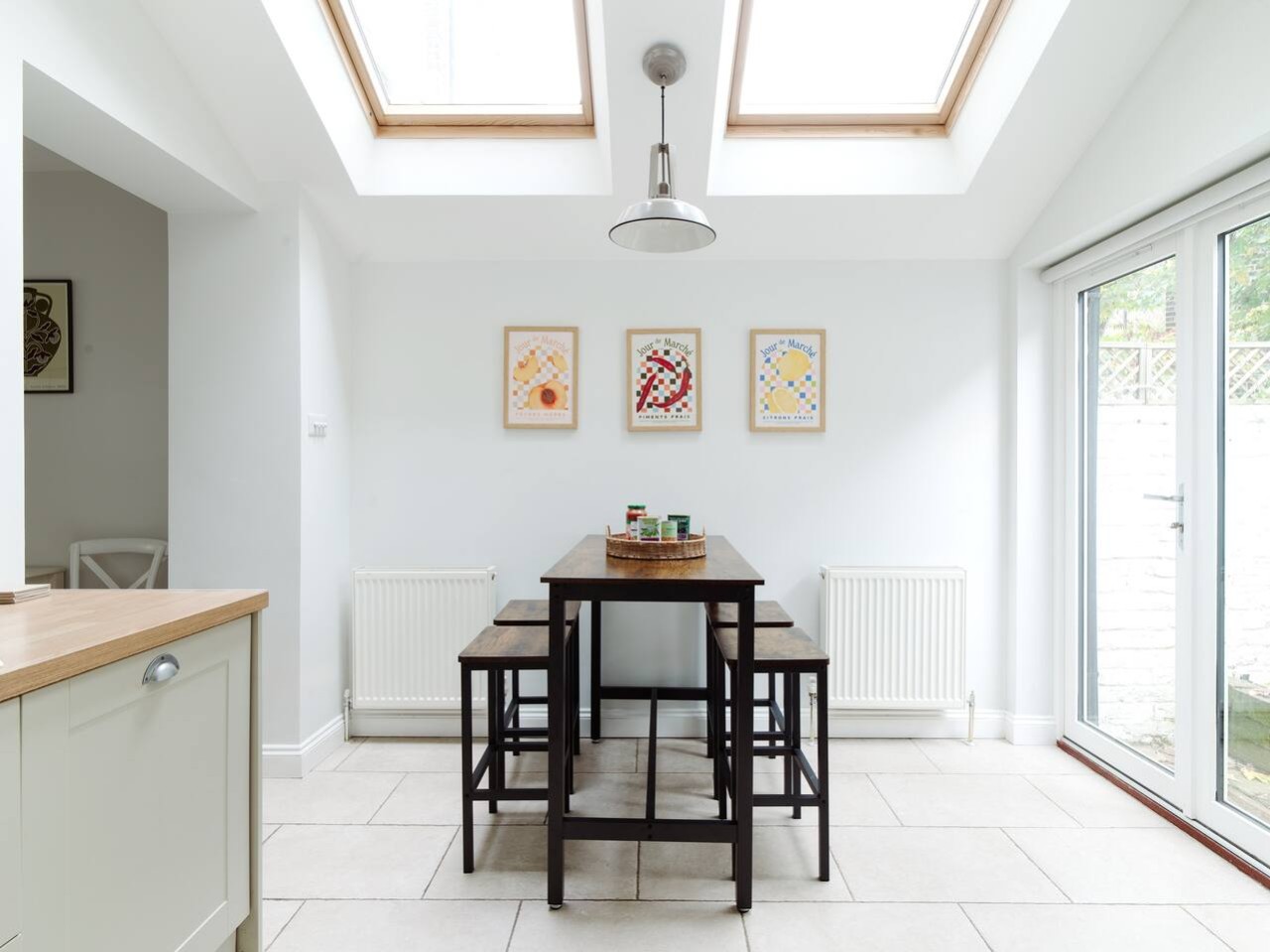 Battersea Bright House | Sleeps 4 in 46 Eversleigh Road SW11 5XA - Property image 11 - VivreStays