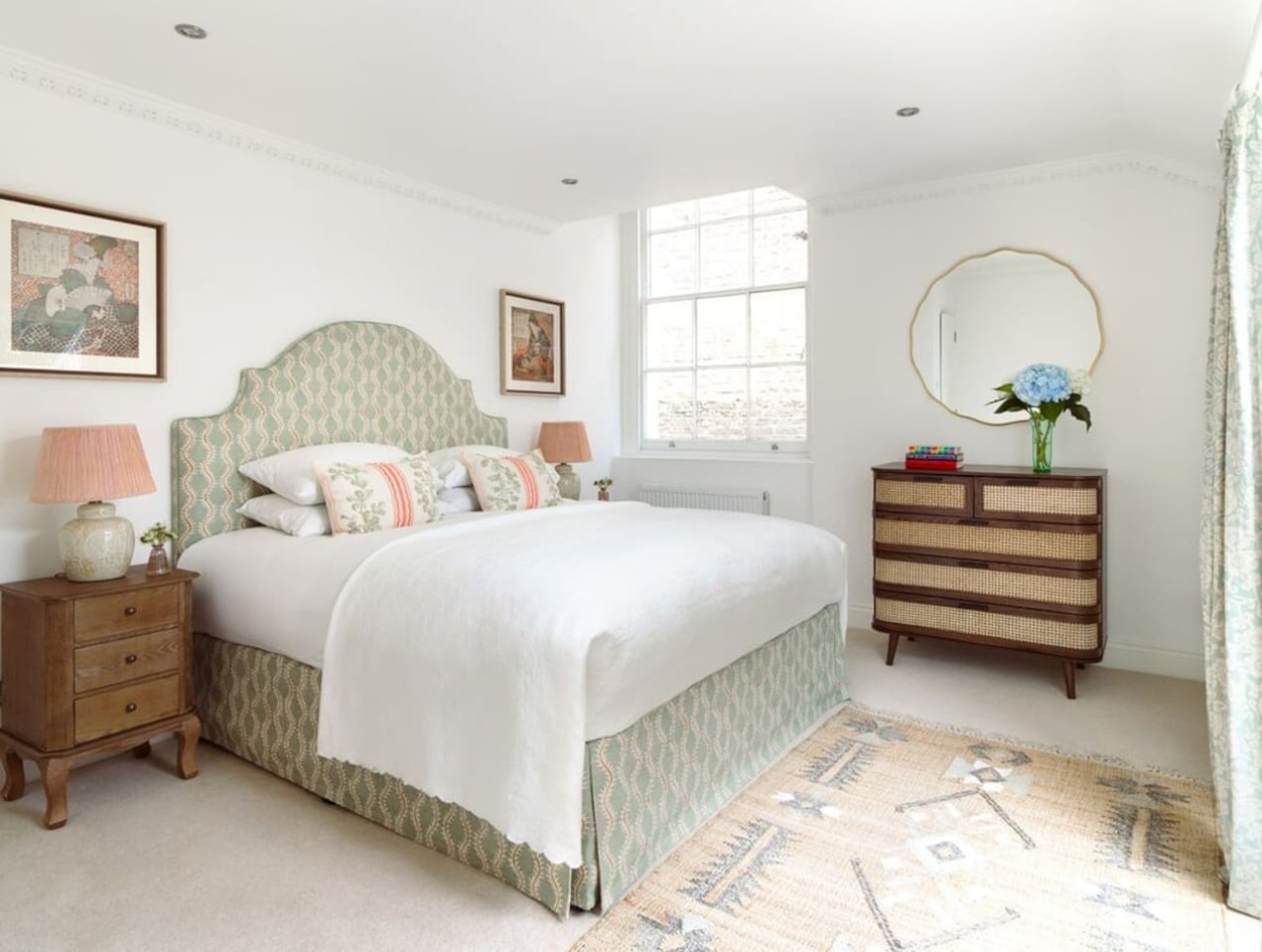 Luxurious 3-Bedroom Notting Hill in 17 Pembridge Square Flat 13 W2 4EH - Property image 8 - VivreStays