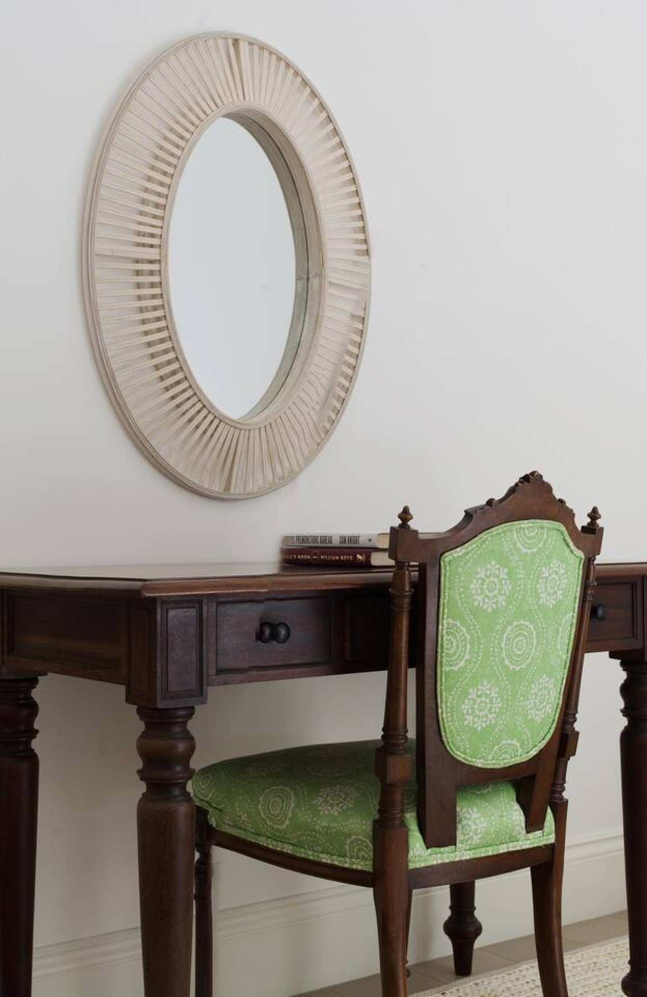Luxurious 3-Bedroom Notting Hill in 17 Pembridge Square Flat 13 W2 4EH - Property image 17 - VivreStays
