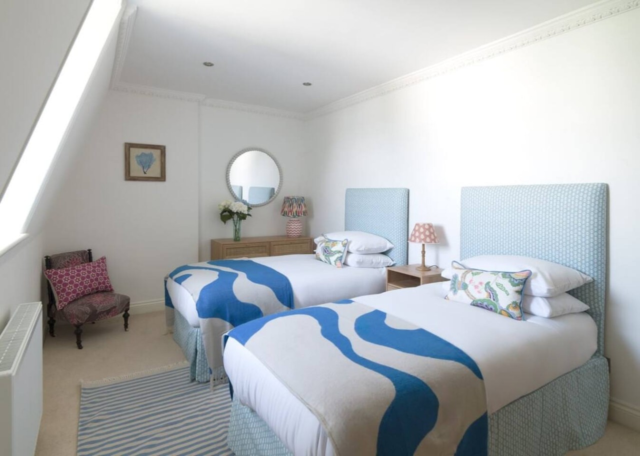 Luxurious 3-Bedroom Notting Hill in 17 Pembridge Square Flat 13 W2 4EH - Property image 13 - VivreStays