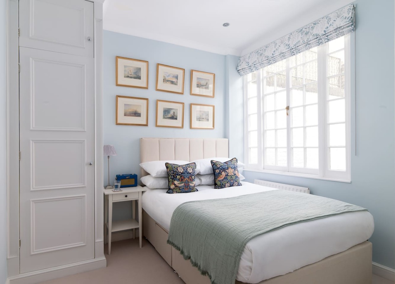 Kings Road, Chelsea, sleeps 6 in 50 Godfrey Street SW3 3SX - Property image 14 - VivreStays