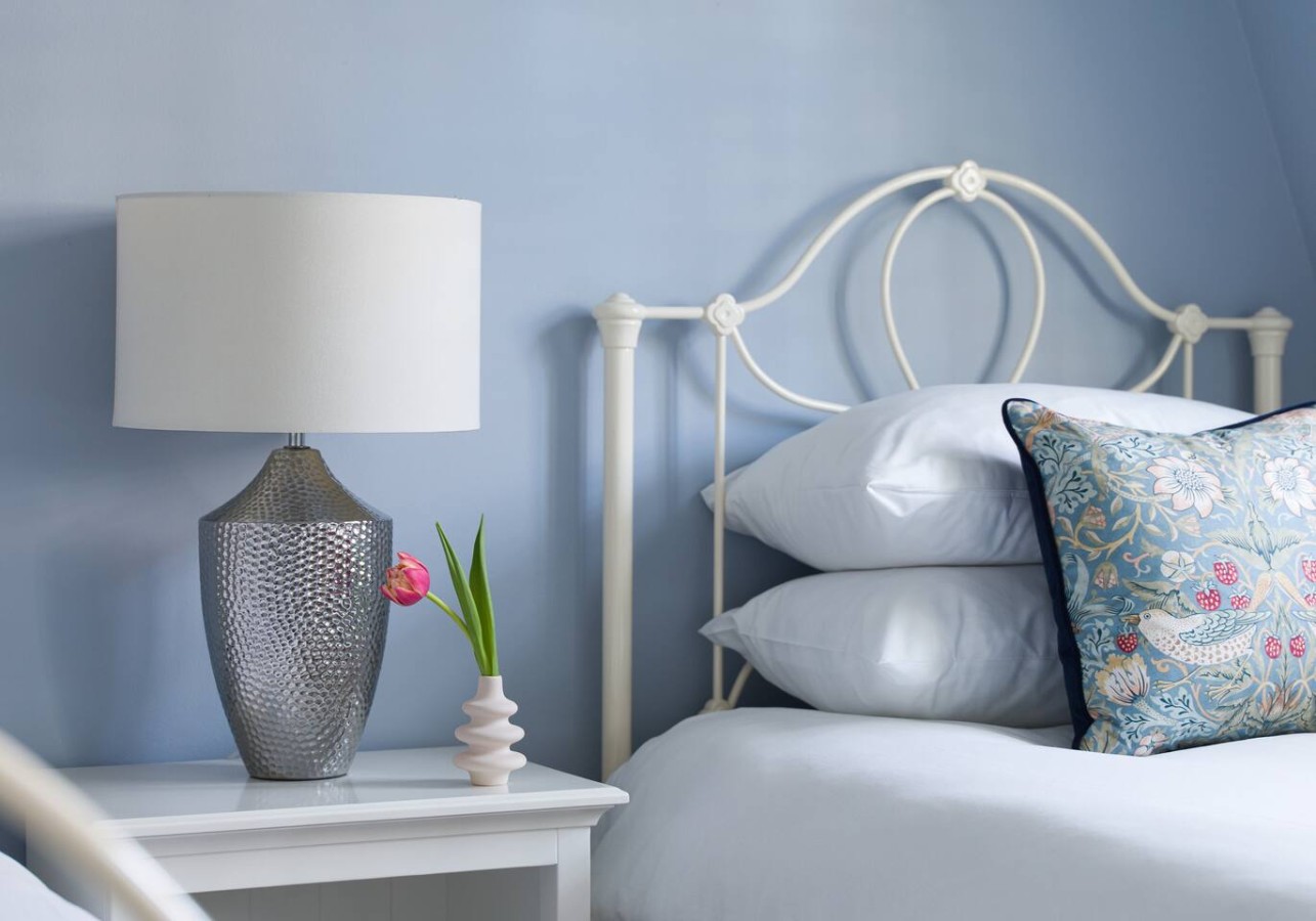 Kings Road, Chelsea, sleeps 6 in 50 Godfrey Street SW3 3SX - Property image 20 - VivreStays